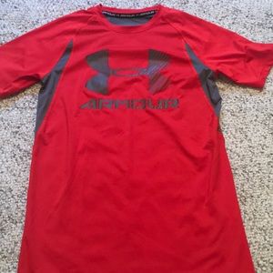 Under Armour T-shirt